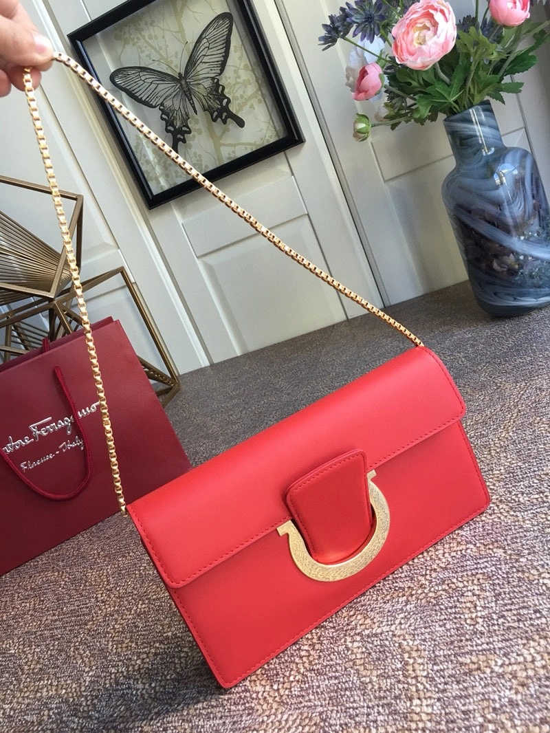 MOMO--Small Gancini CALF SKIN high quality version item : 007B00K2424