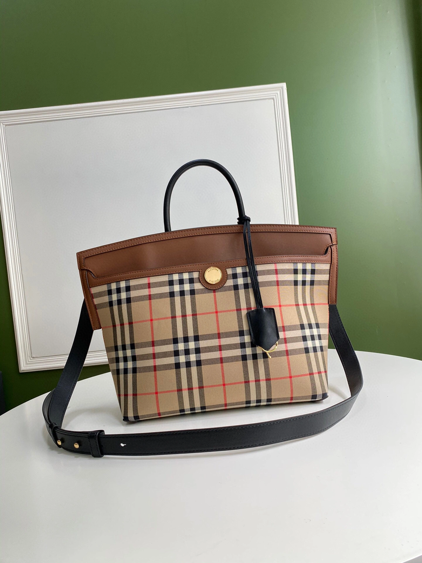 MOMO- Society 2colour item:B-B000B0902-2