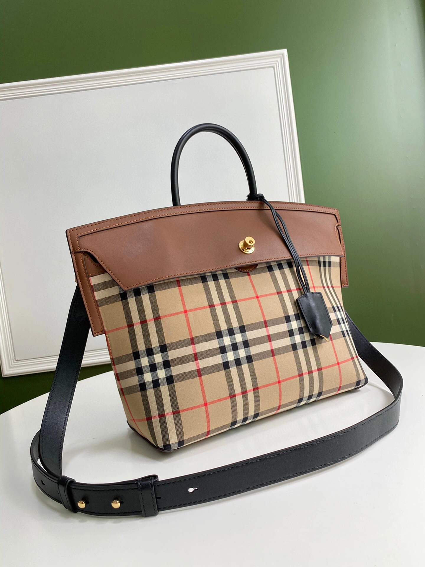 MOMO- Society 2colour item:B-B000B0902-2