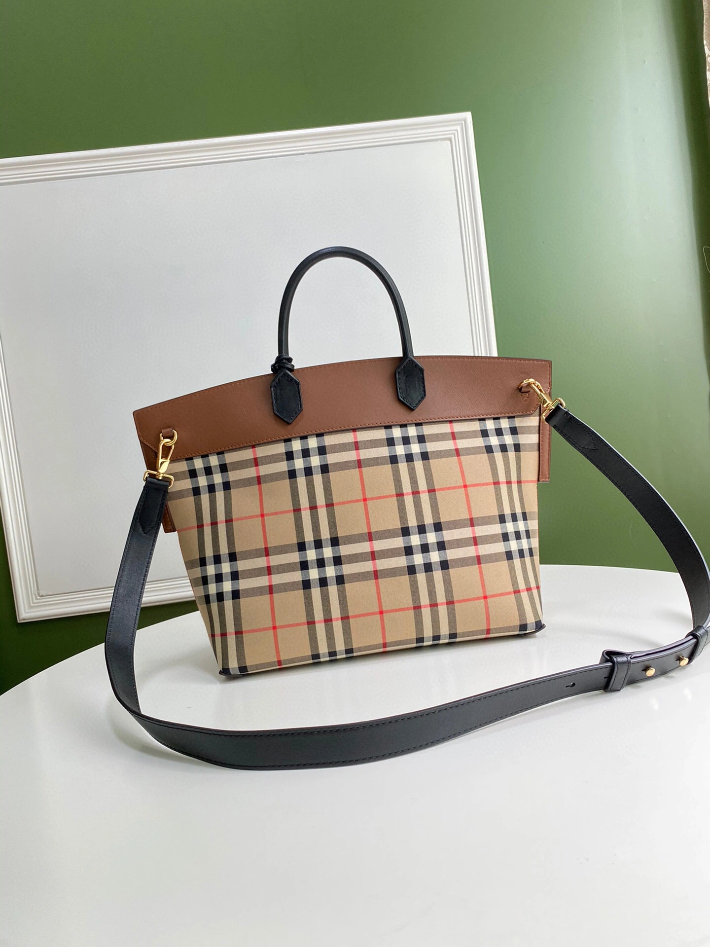 MOMO- Society 2colour item:B-B000B0902-2