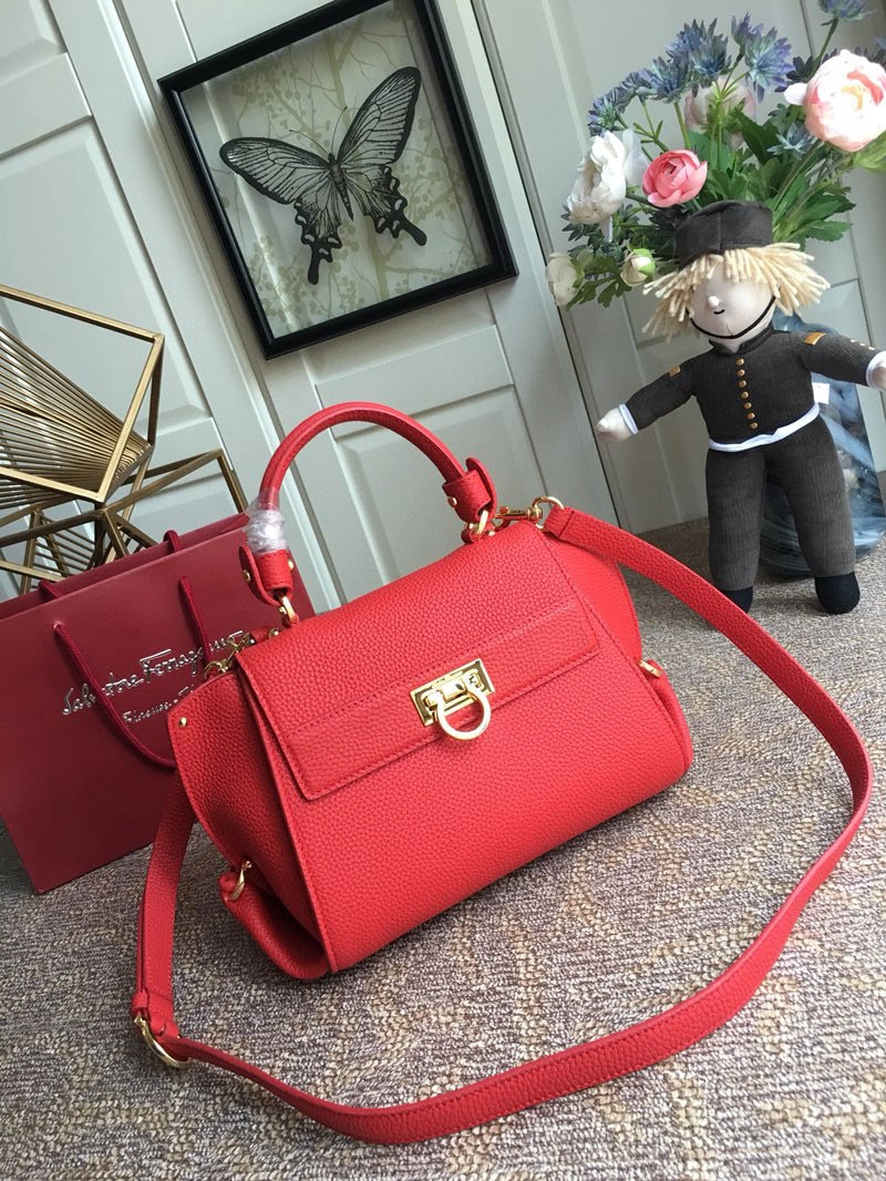 MOMO--Sofia Cowhide Gancio Sheepskin high quality version item : 007B00K2429