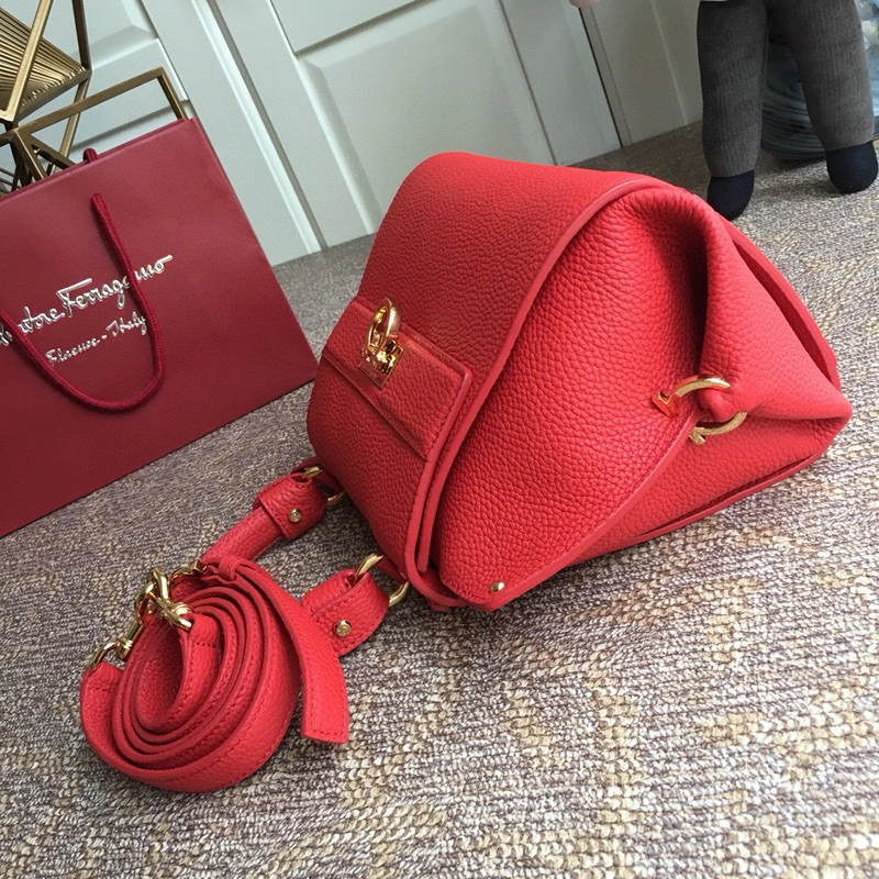 MOMO--Sofia Cowhide Gancio Sheepskin high quality version item : 007B00K2429