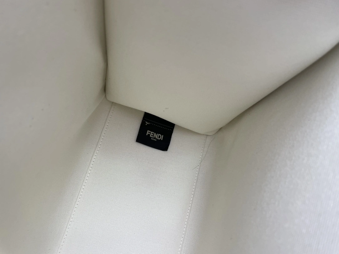 MOMO- Standard quality 8BH386ANT7F0H9H Sunshine item：C-B000D0505C