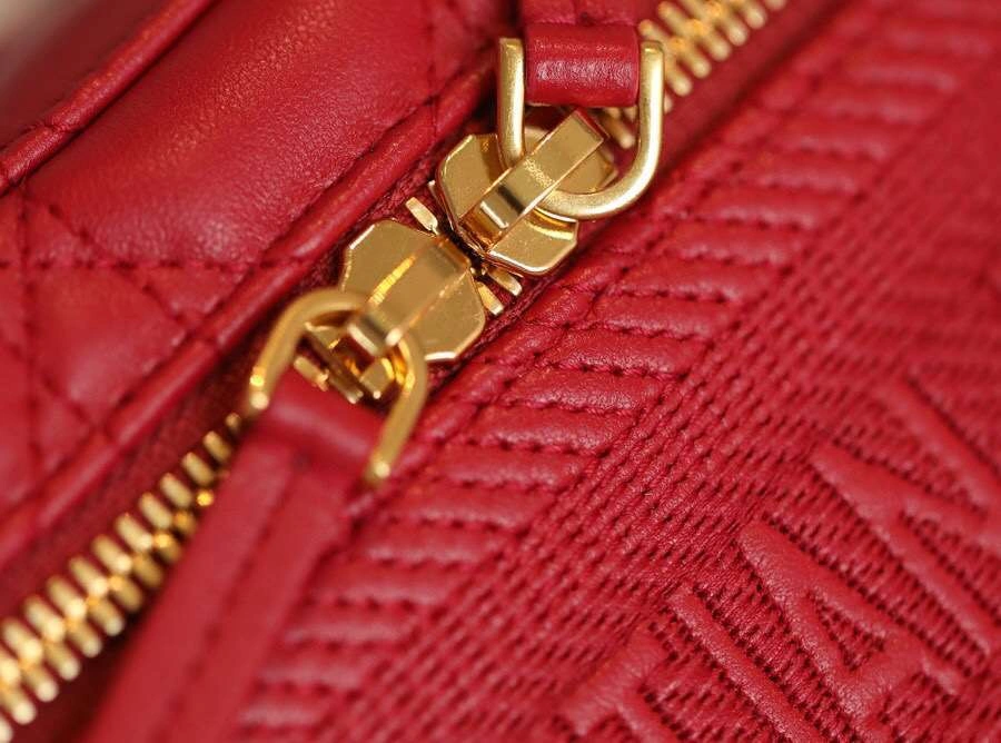 MOMO--TRAVEL Multiple colors Sheepskin item : M173B118C0702-2