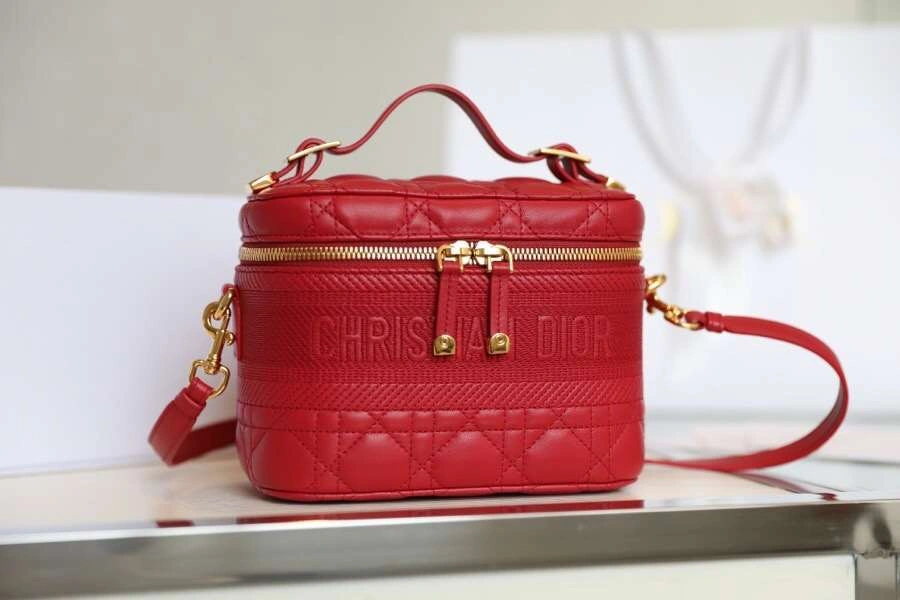 MOMO--TRAVEL Multiple colors Sheepskin item : M173B118C0702-2