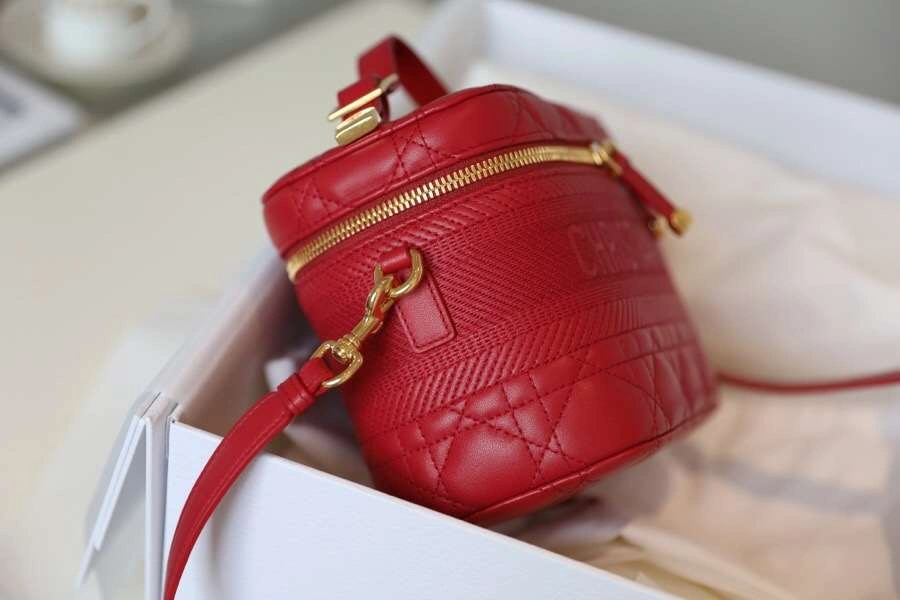 MOMO--TRAVEL Multiple colors Sheepskin item : M173B118C0702-2
