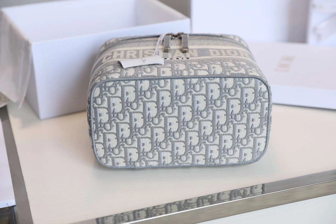 MOMO--TRAVEL Multiple colors ，item : M173B98C0703-2