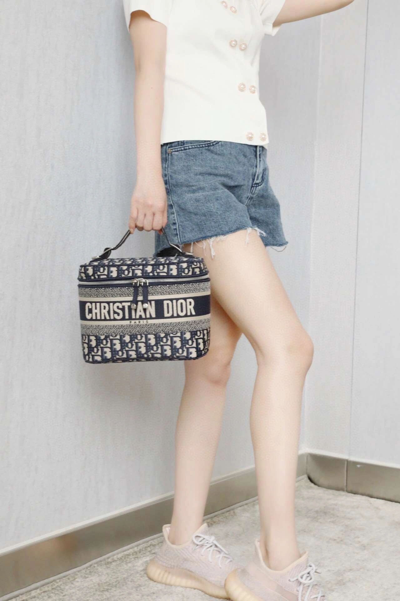 MOMO--TRAVEL Multiple colors ，item : M173B98C0703-2