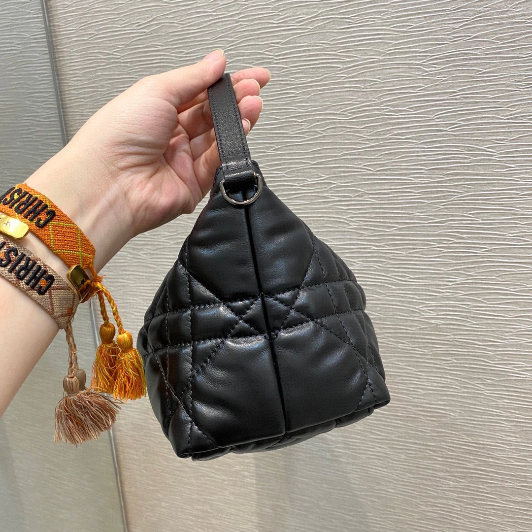 MOMO- TRAVEL NOMAD S5554BMIG-M900 item:B-B009J1320