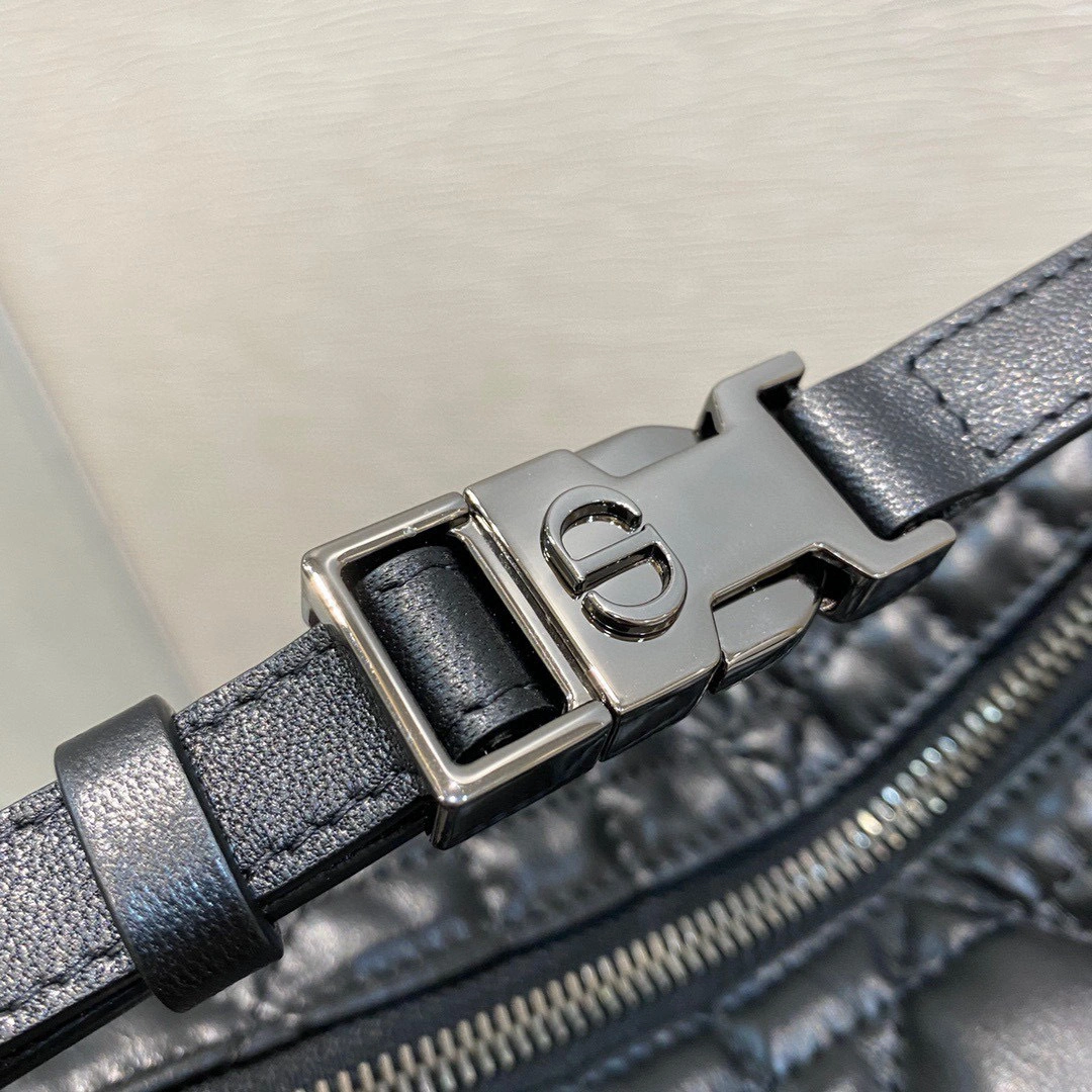 MOMO- TRAVEL NOMAD S5554BMIG-M900 item:B-B009J1320