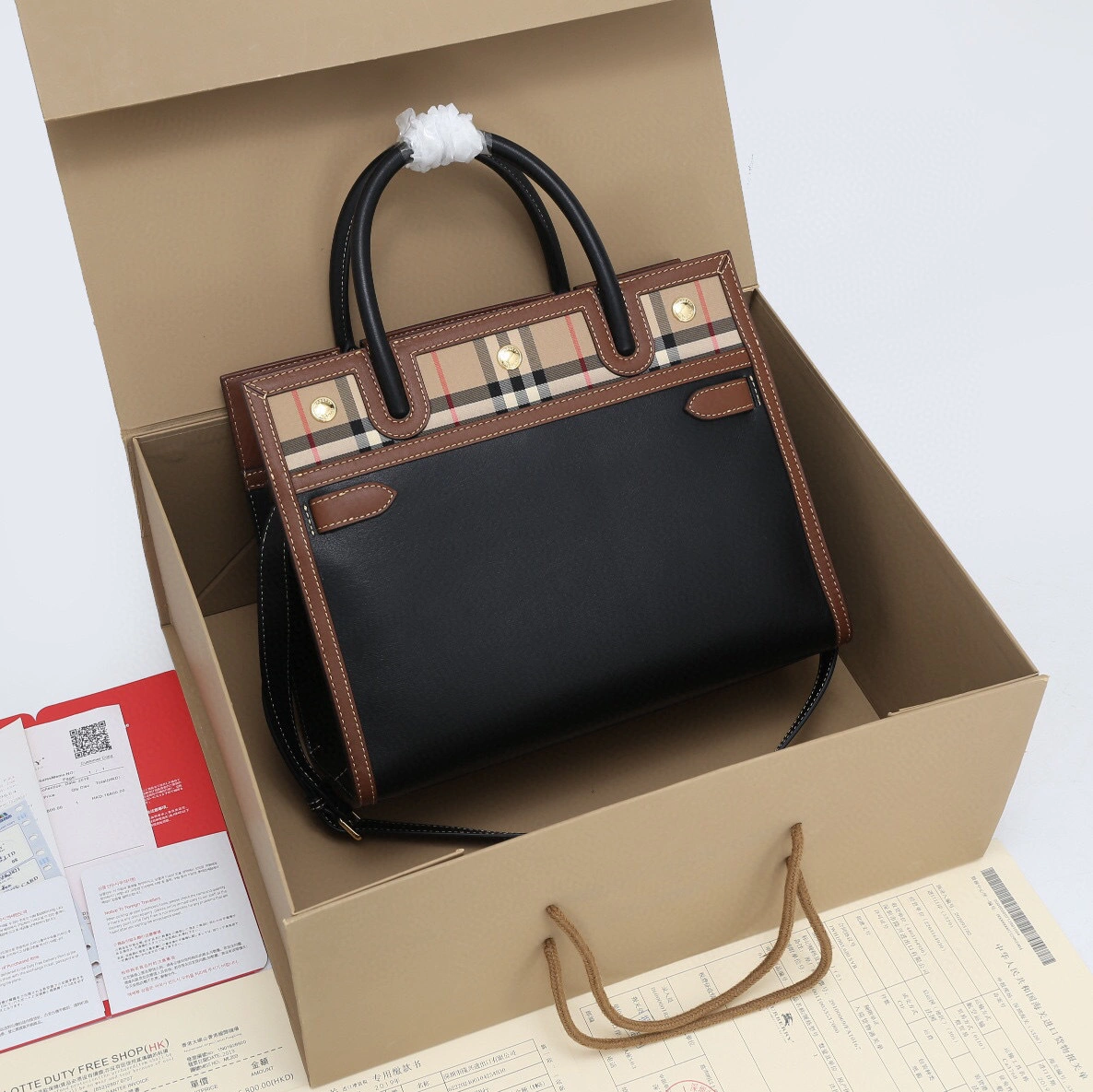 MOMO- Title item:B-B278B0918