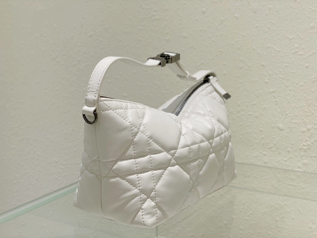 MOMO- Travel Nomad S5554BMIG-M030 item:B-B063J1322