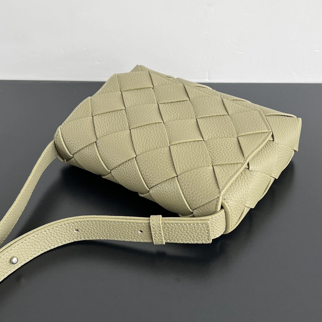 MOMO--V595t1 795637V4FV12919 high quality version cowhide item:E-B664G1506W