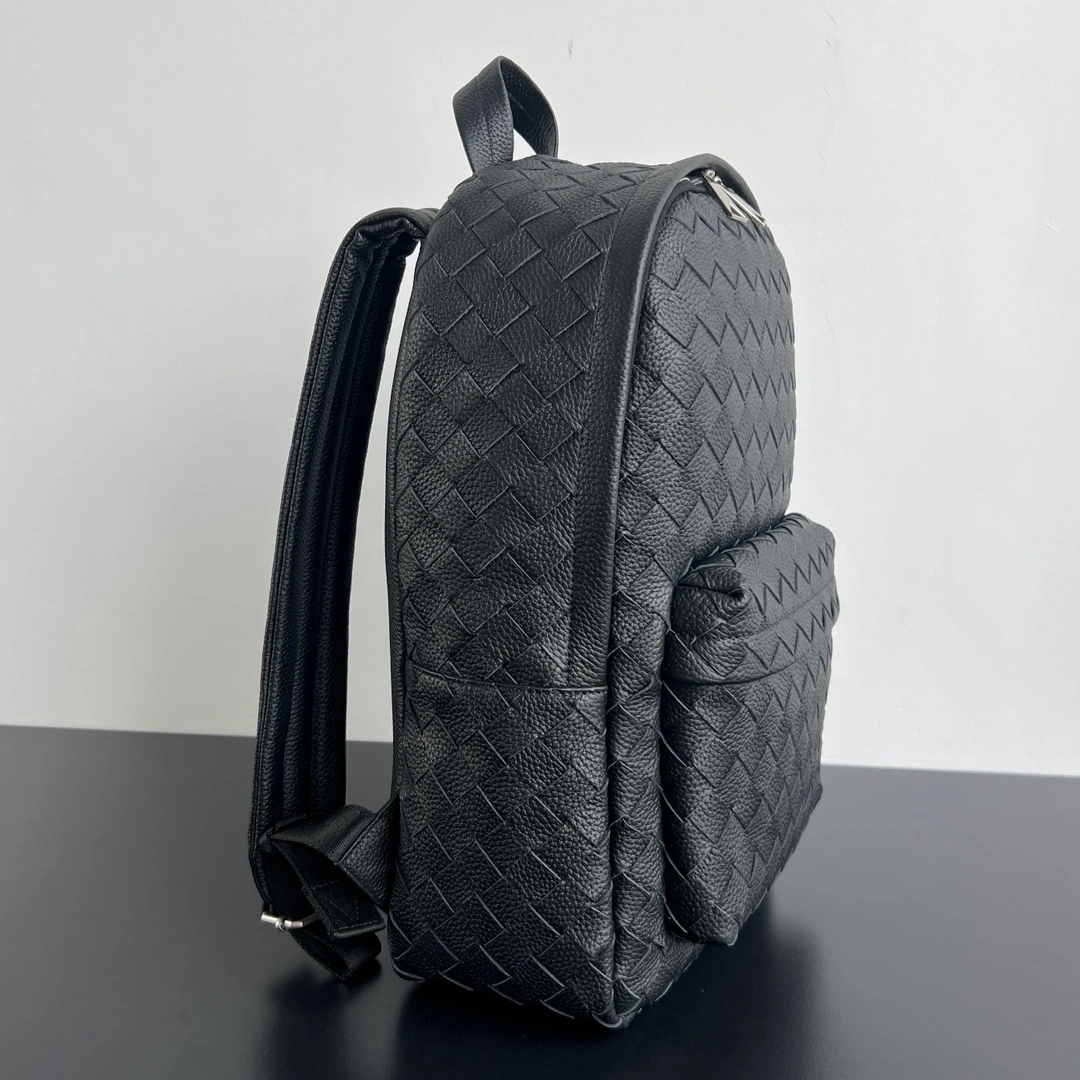 MOMO- V595t1 833158V5I528803 high quality version cowhide item:E-B664G2086