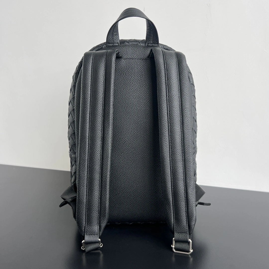 MOMO- V595t1 833158V5I528803 high quality version cowhide item:E-B664G2086
