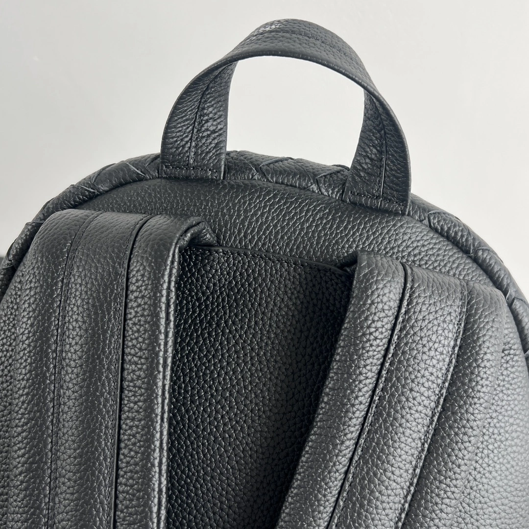 MOMO- V595t1 833158V5I528803 high quality version cowhide item:E-B664G2086