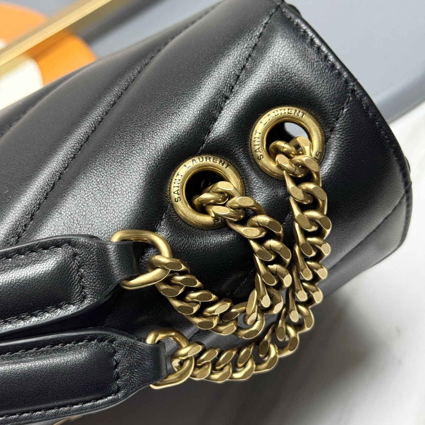 MOMO--Yv5s 801437-AAEAX-1000 high quality version sheepskin item:F-B000A1296H