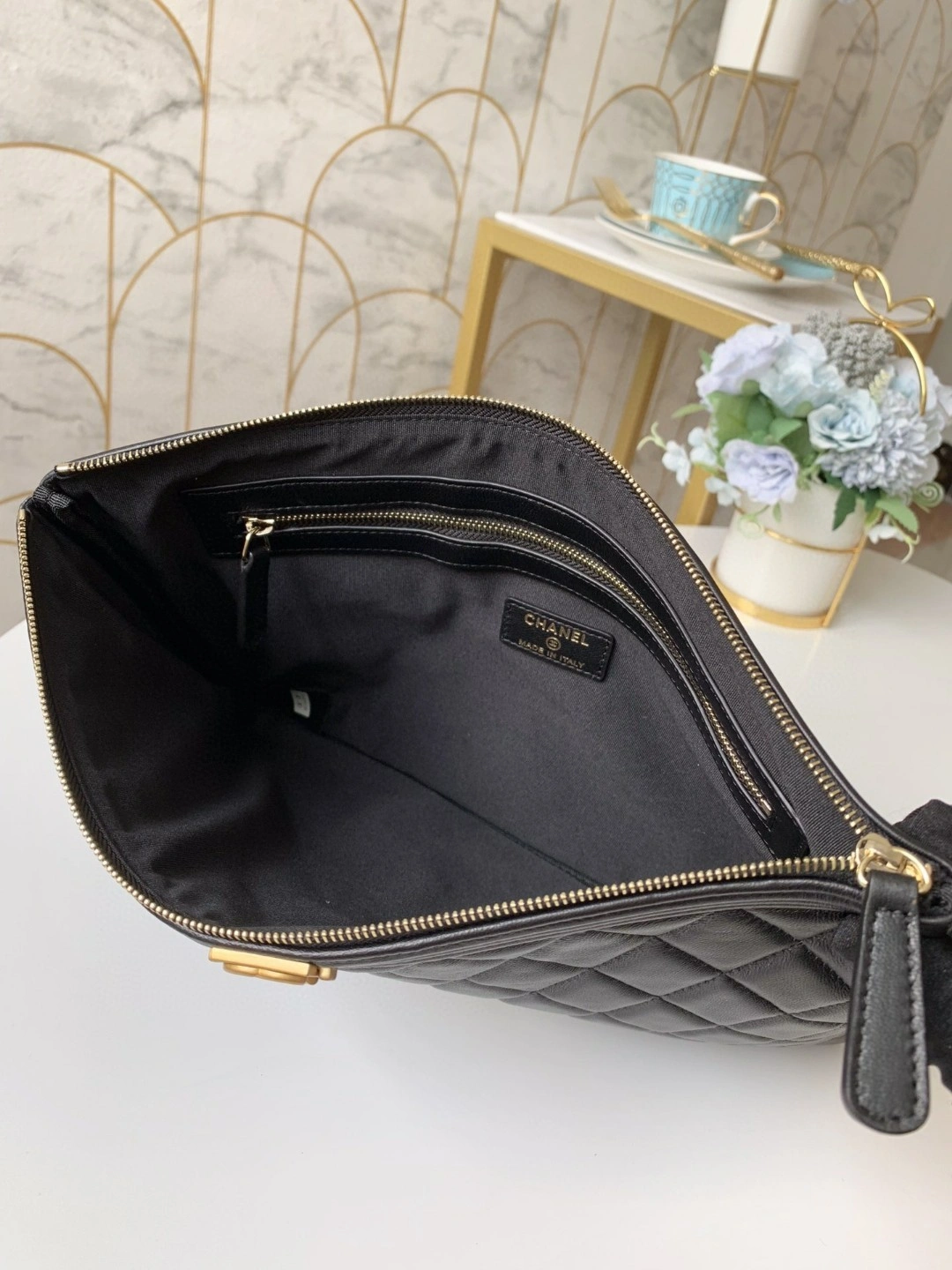 MOMO- a84406 sheephide item : B-B063M2821