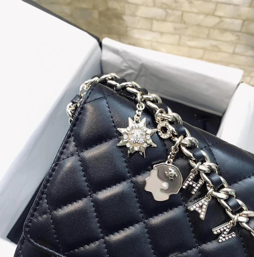 MOMO- ap1960 sheephide Woc item : B-B307B0821
