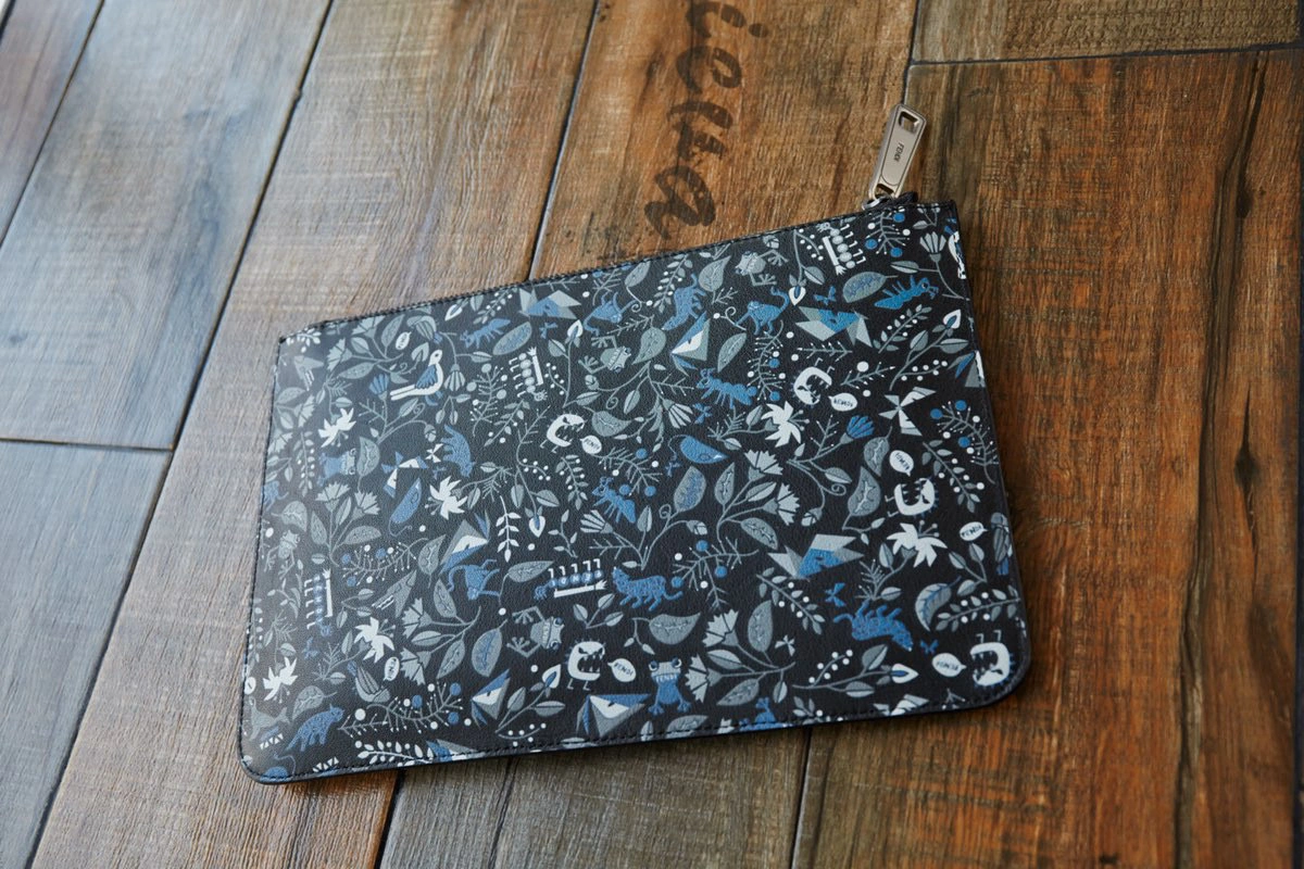 MOMO- calfskin item：B-B063G1305C