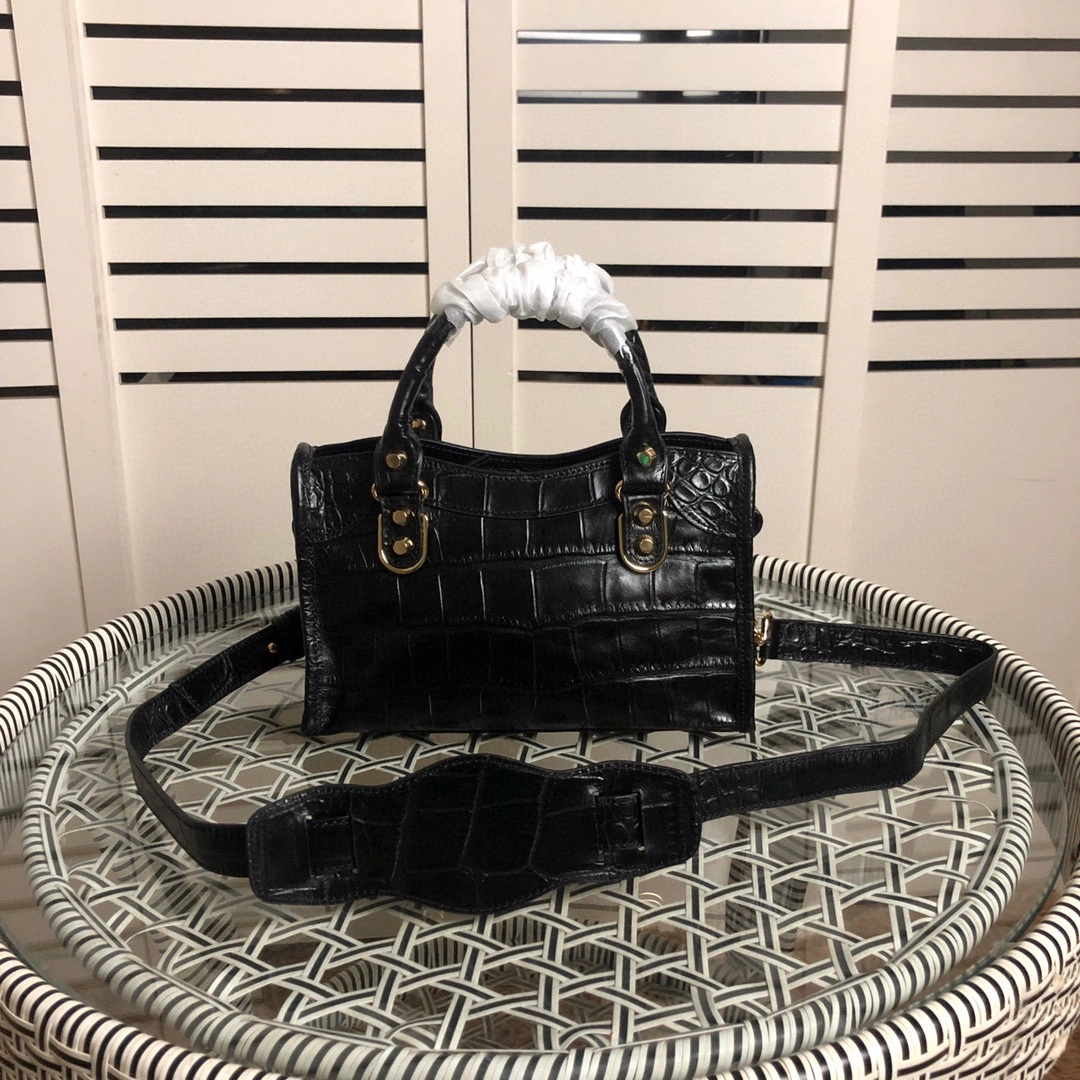 MOMO--cowhide high quality version item : 063B65K2639-5