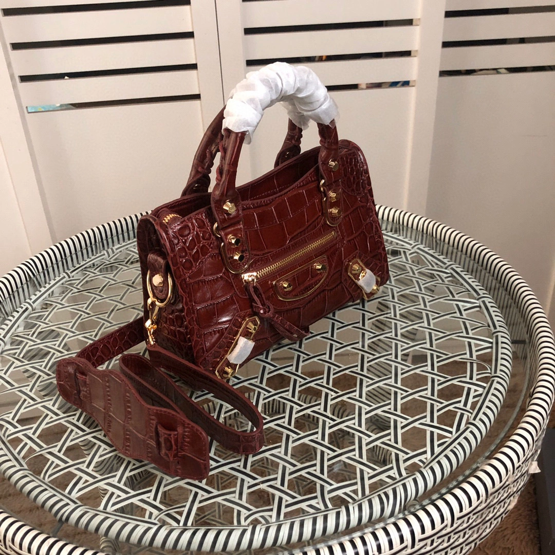 MOMO--cowhide high quality version item : 063B65K2639-5