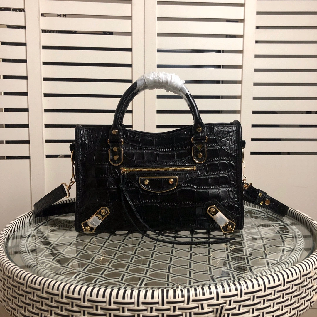 MOMO--cowhide high quality version item : 063B70K2638-4