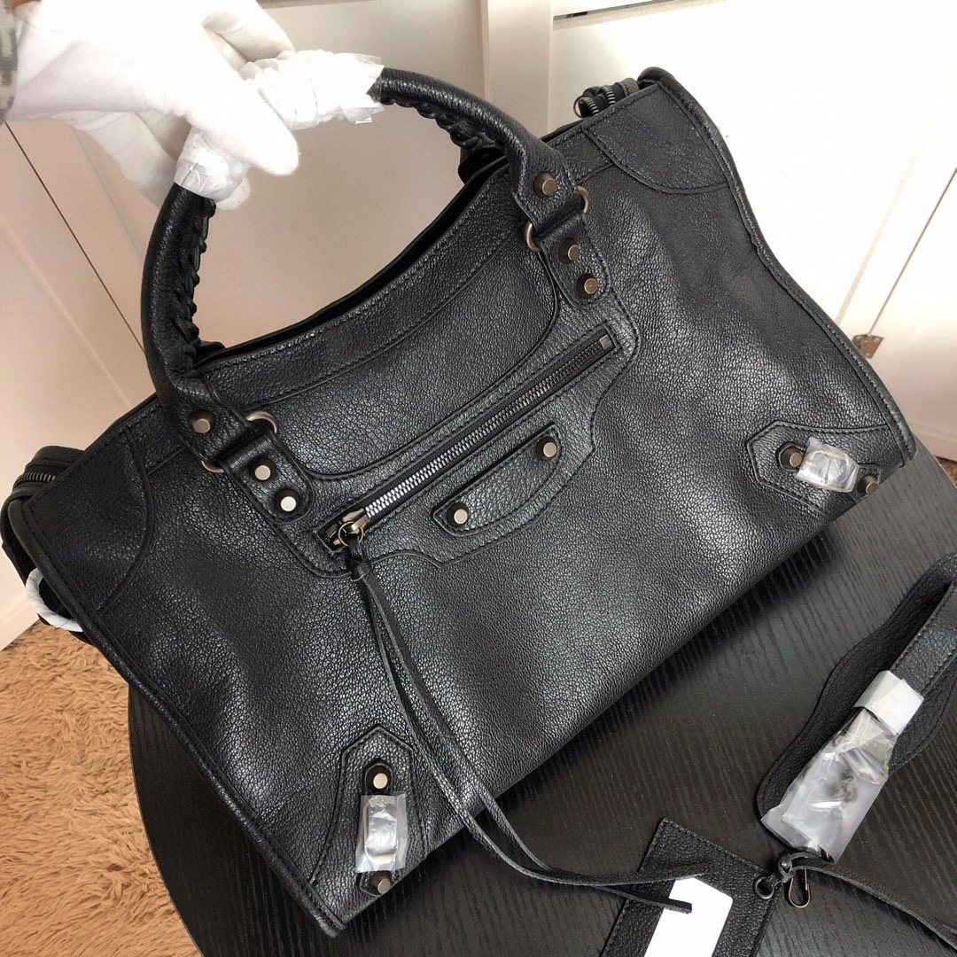 MOMO--goatskin high quality version item : 063B60K2635