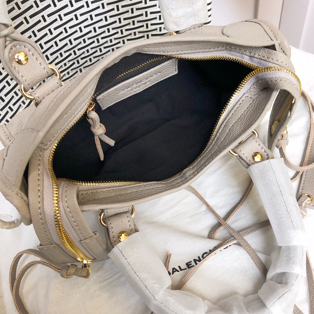 MOMO--goatskin high quality version item : 063B60K2636