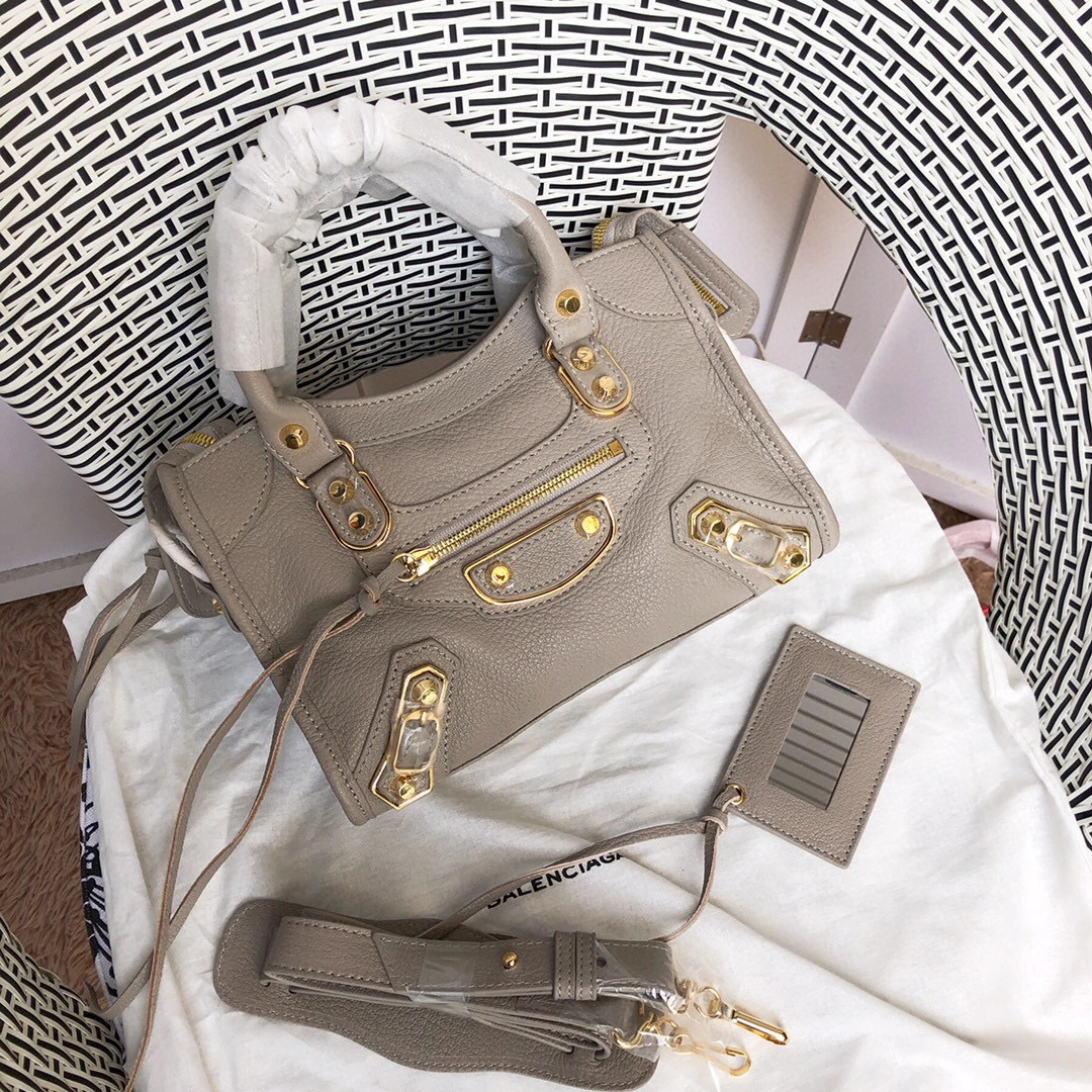 MOMO--goatskin high quality version item : 063B60K2636