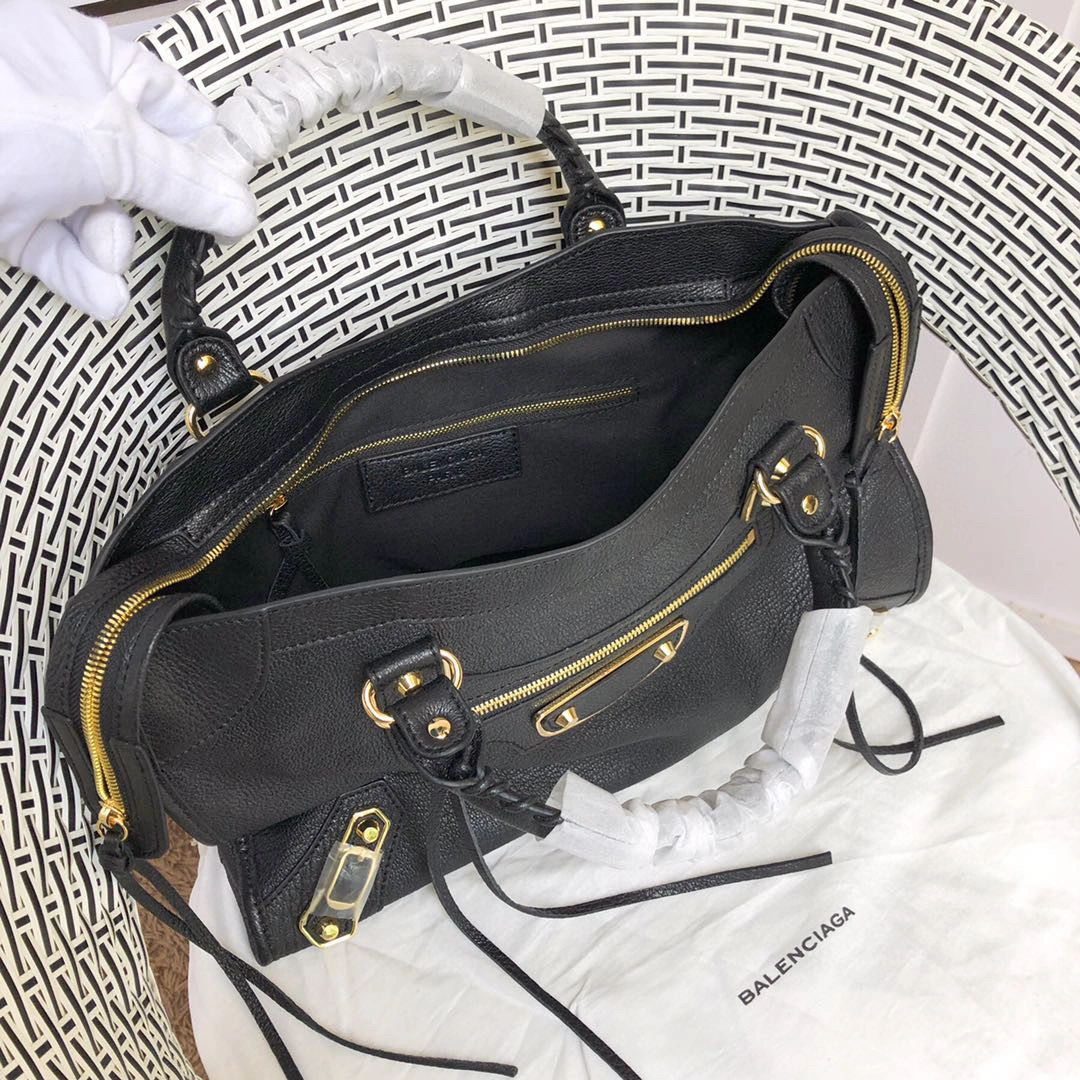 MOMO--goatskin high quality version item : 063B60K2637
