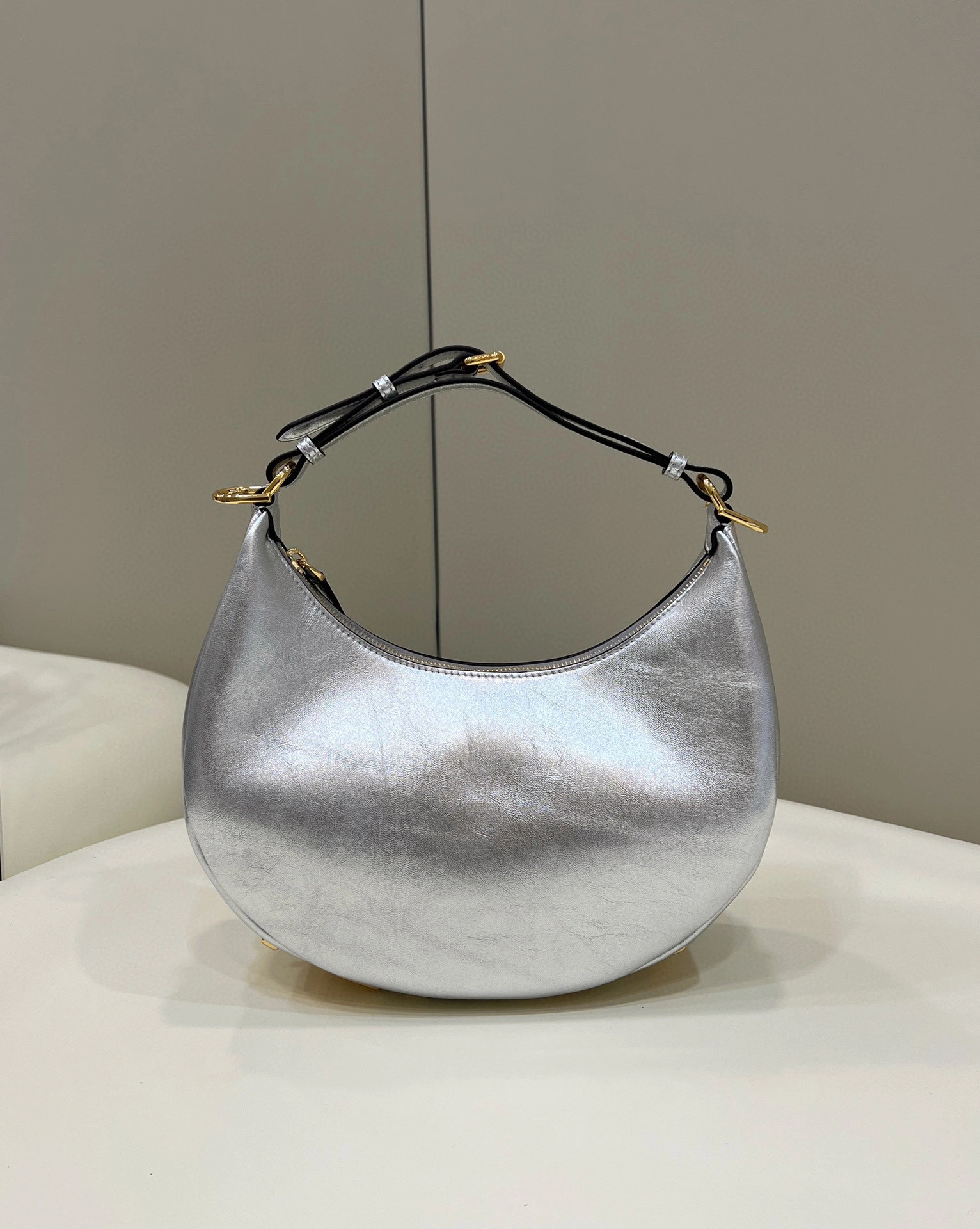 MOMO- graphy 80056M 2colour item:B-B202C1406T-2