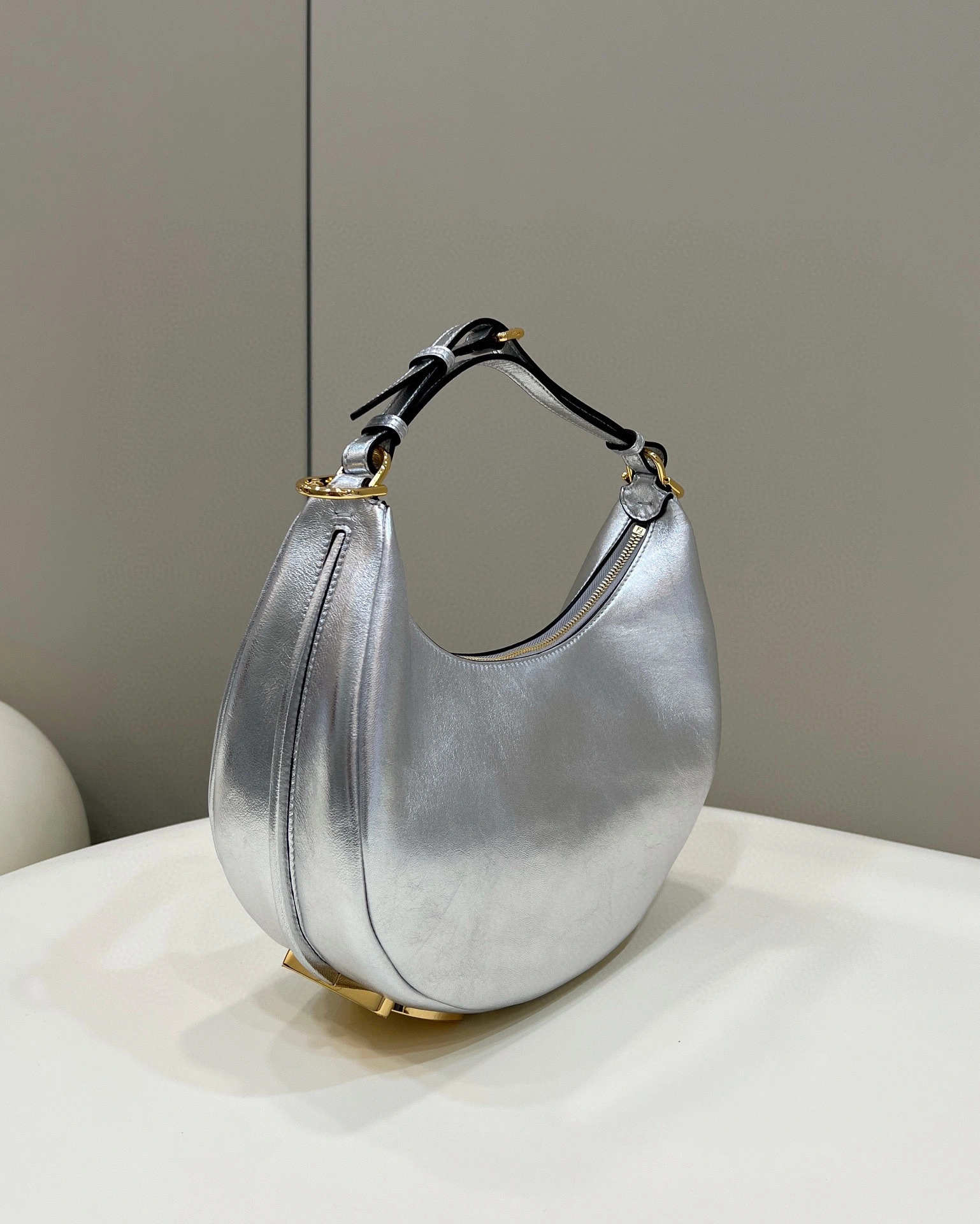 MOMO- graphy 80056M 2colour item:B-B202C1406T-2