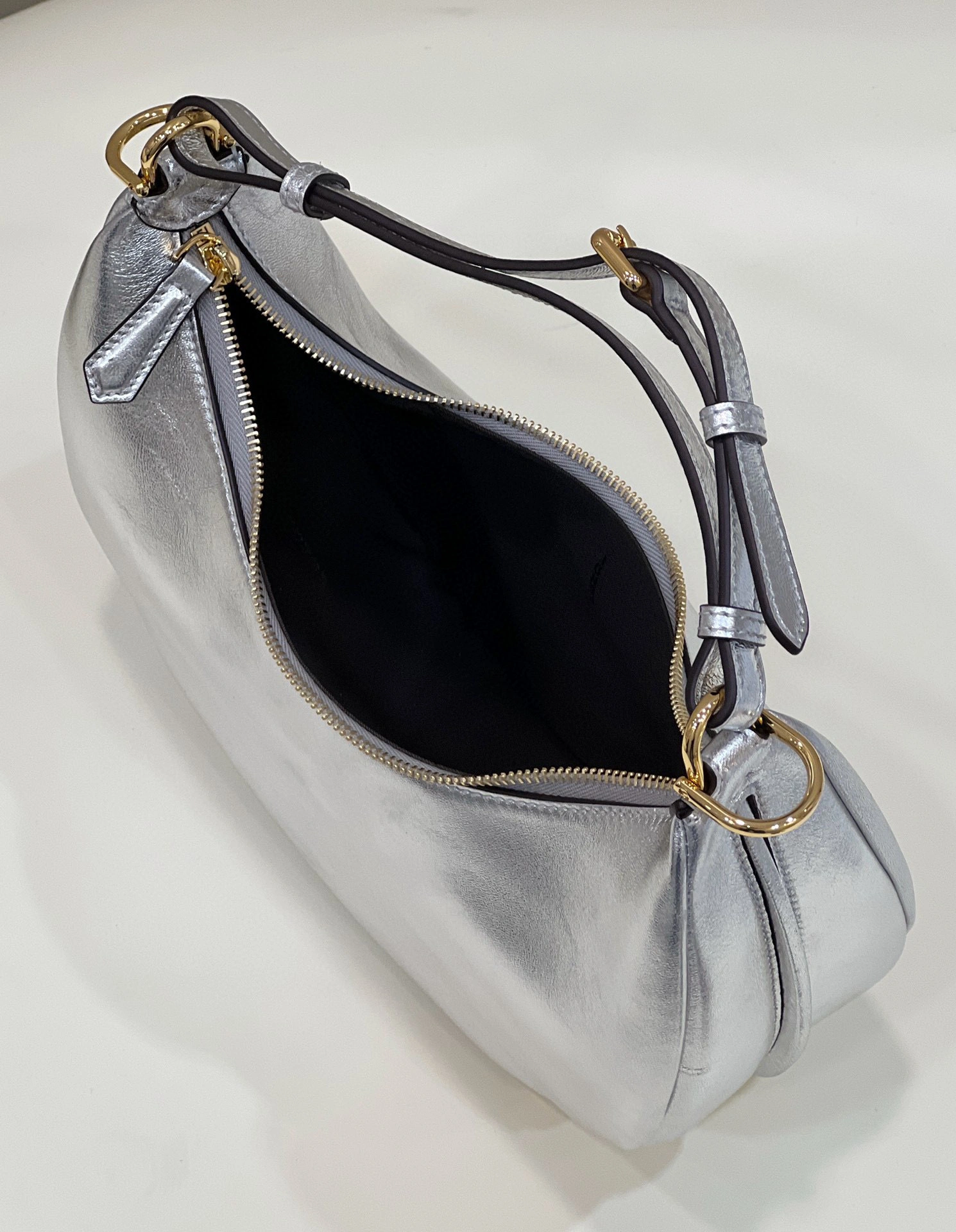 MOMO- graphy 80056M 2colour item:B-B202C1406T-2