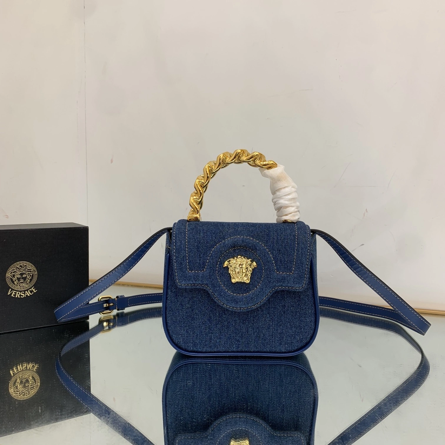 MOMO- high quality version 1003016-1A04287-1UC7V 2022 item：C-B063C0707C