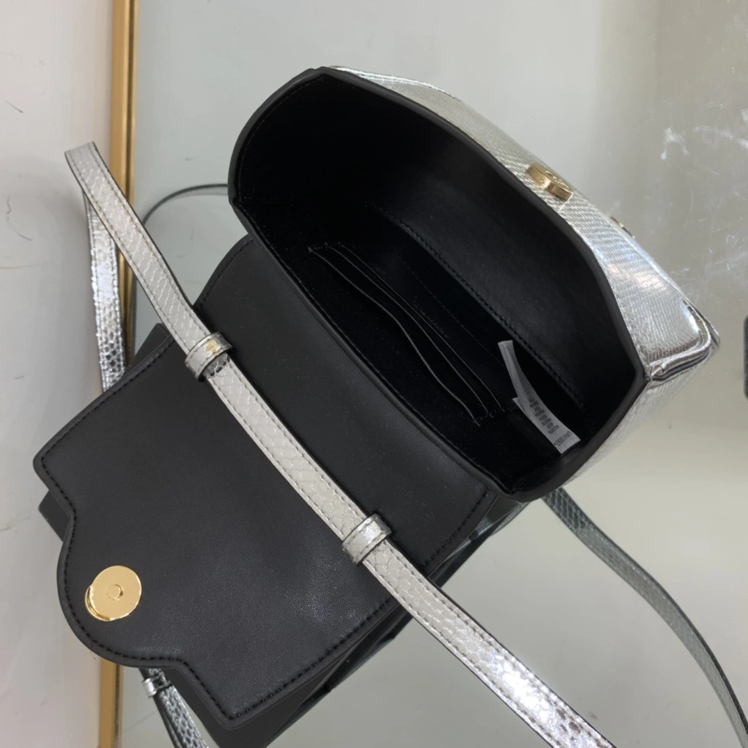 MOMO- high quality version 1003016-1A0429-01E01V 2022 item：C-B063B0703C