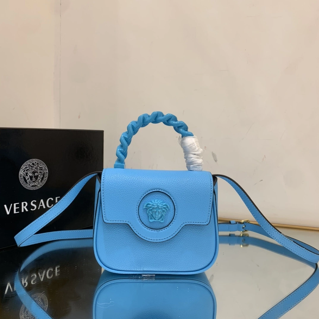 MOMO- high quality version 1003016-DVIT2T-1U38V 2022 item：C-B063B0701C