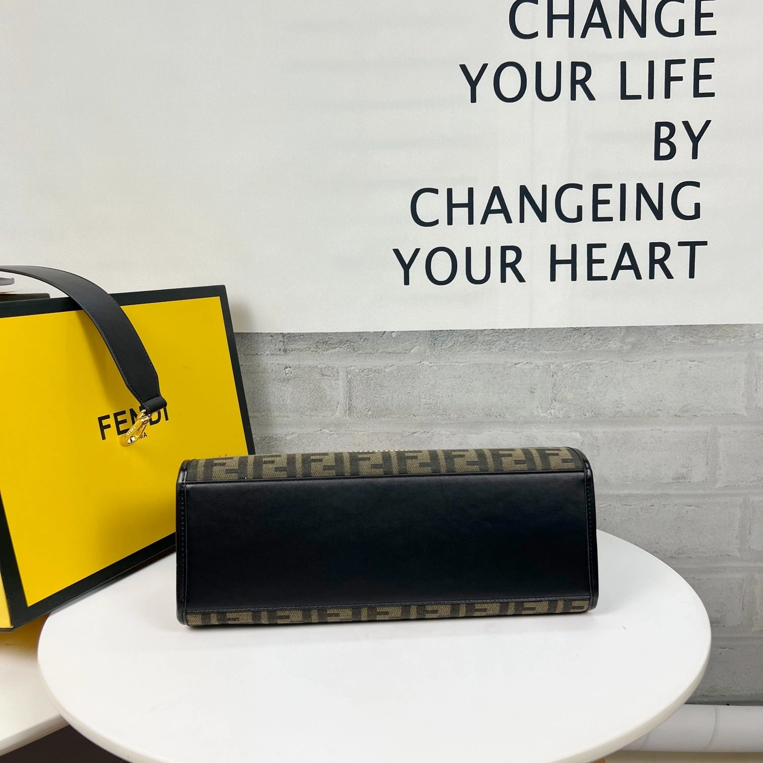 &MOMO- high quality version 1006666-1A04635-2N43F item：C-B000B0901C