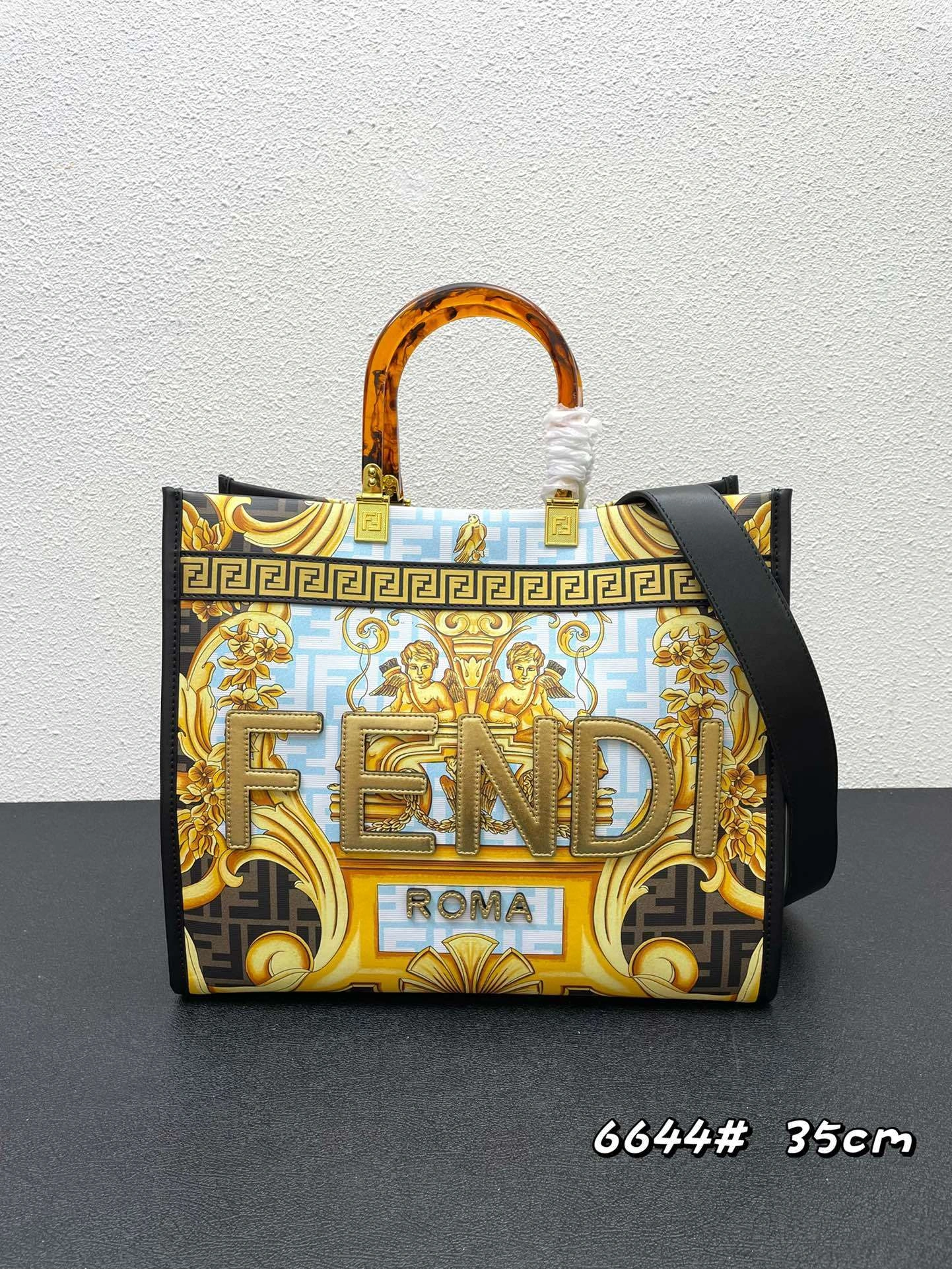 MOMO- high quality version 1006675-1A04637-5B02F item：C-B000B0903C