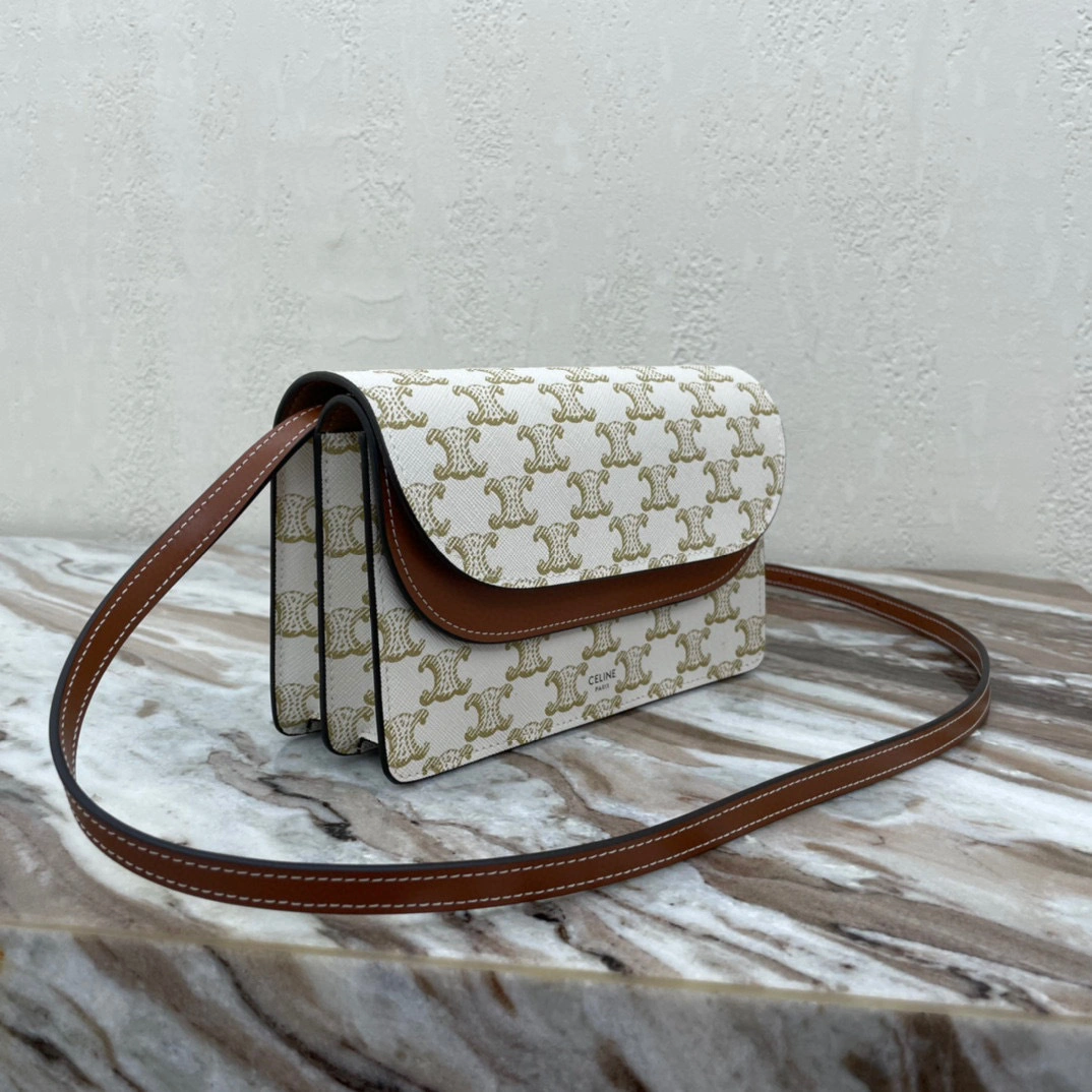 MOMO- high quality version 10D852CG9-01TA TRIOMPHE lambskin item：B-B000J2101C