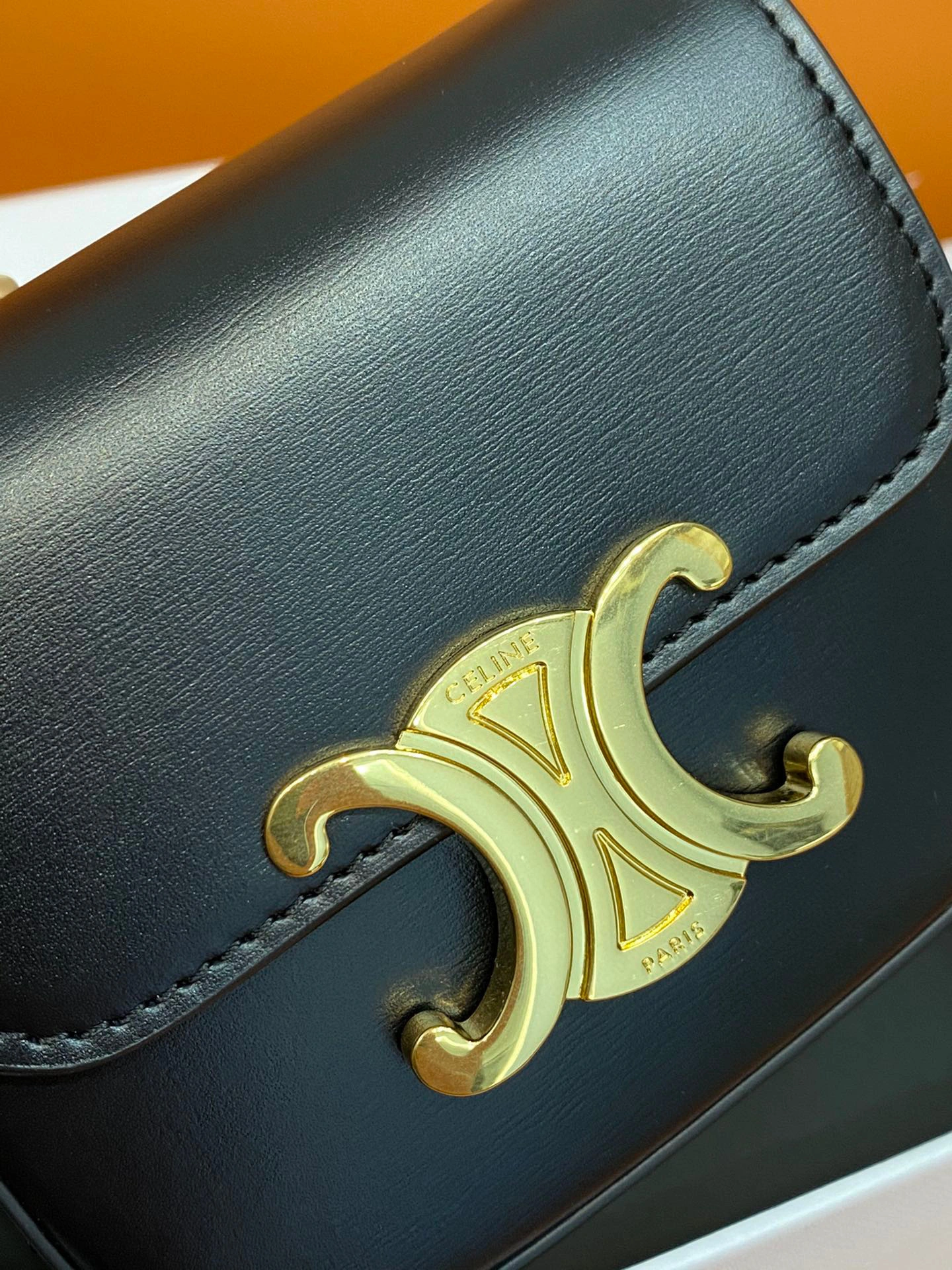 MOMO- high quality version 10I513DPV-38NO cowhide item：B-B564I1420C