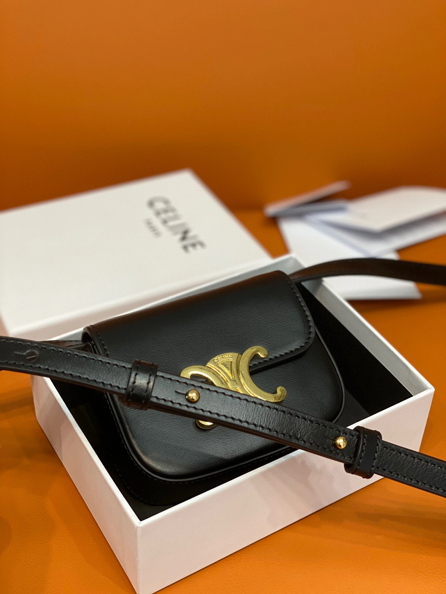 MOMO- high quality version 10I513DPV-38NO cowhide item：B-B564I1420C