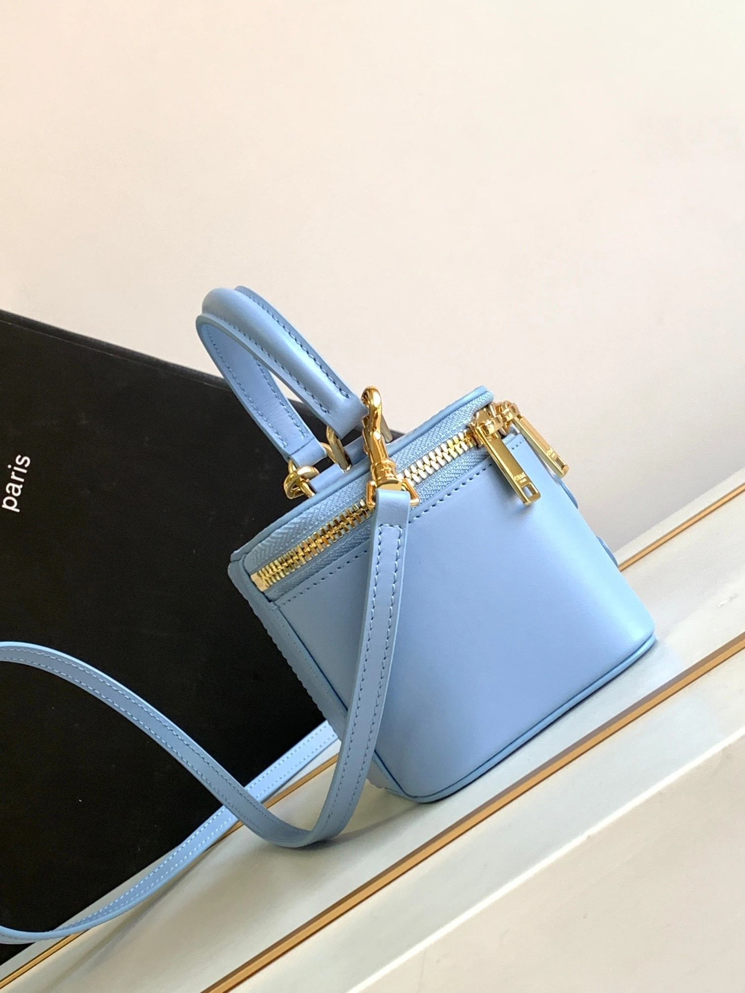 MOMO- high quality version 10J763DR8-06CL 23s cowhide item：C-B564C2408C