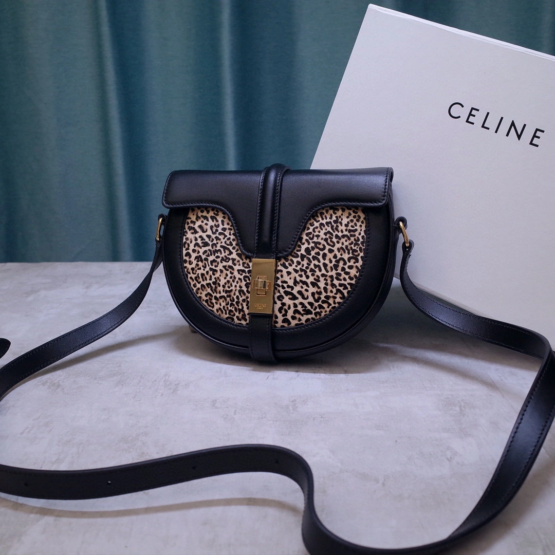 MOMO- high quality version 188013BGU-02VG BESACE 16 calfskin item：B-B008K0715C