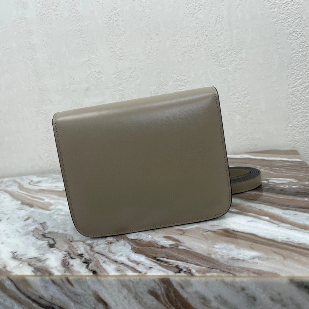 MOMO- high quality version 192523DLS-31GR box cowhide item：B-B000I2008C