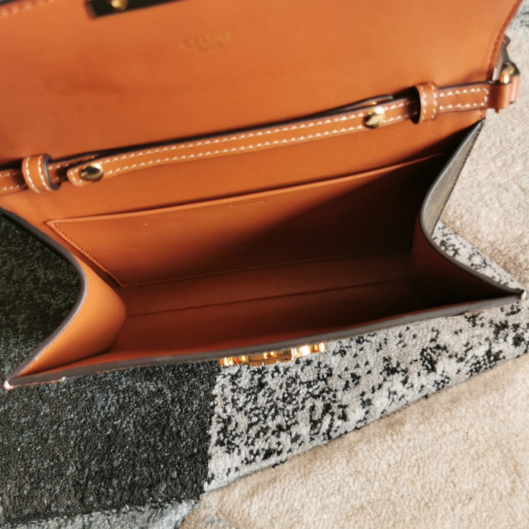 MOMO- high quality version 195262BZ4-04LU item：C-B063A0401C