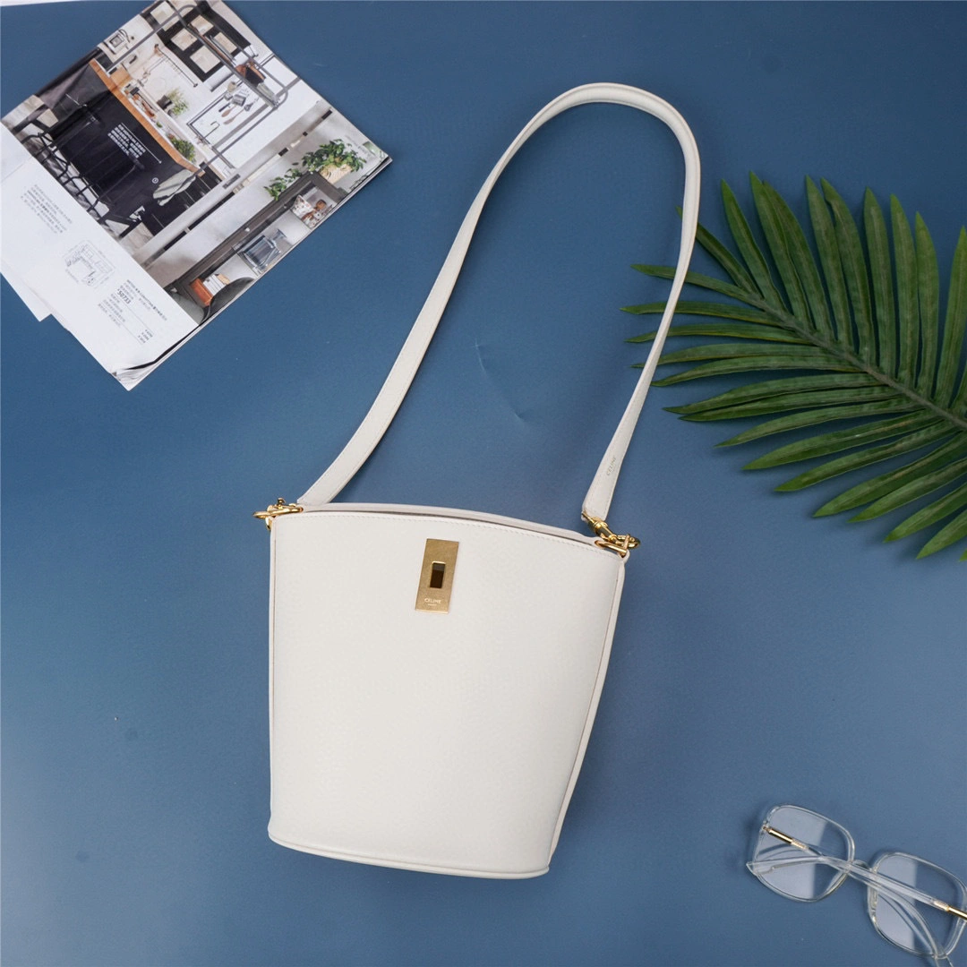 MOMO- high quality version 197573CR4-01RC TEEN BUCKET calfskin item：B-B000J2724C
