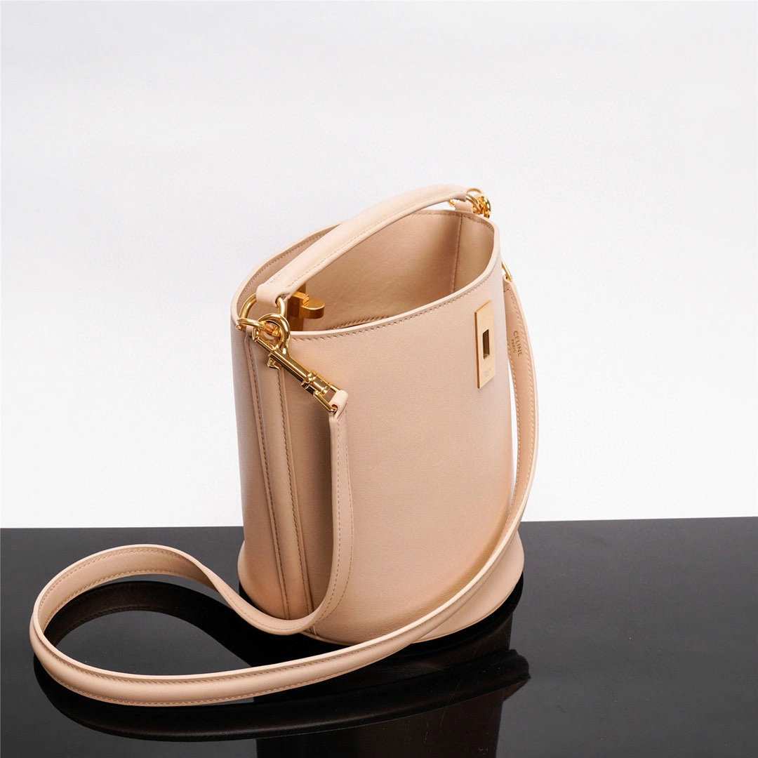 MOMO- high quality version 197573CR4-03SA TEEN BUCKET cowhide item：B-B000J2704C