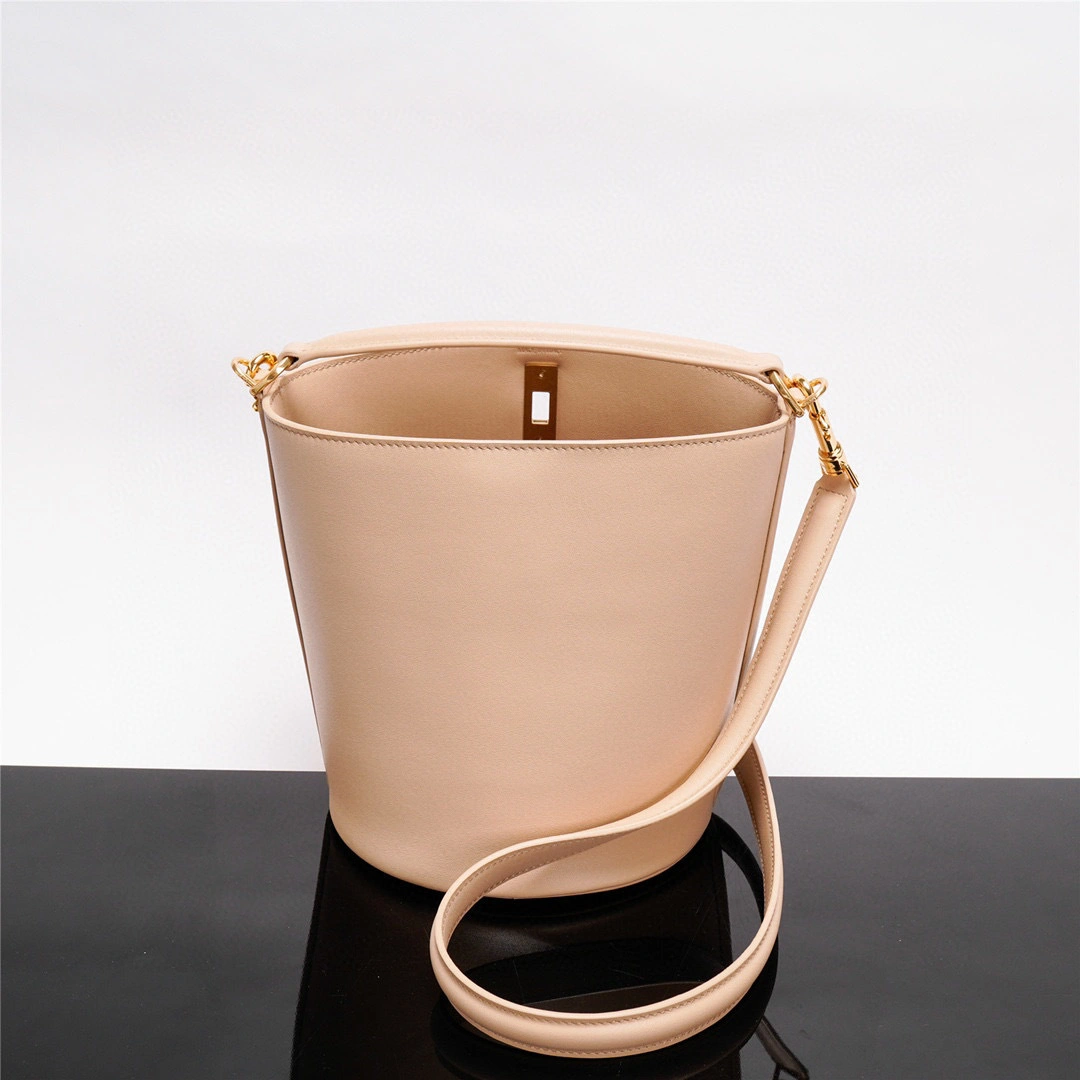 MOMO- high quality version 197573CR4-03SA TEEN BUCKET cowhide item：B-B000J2704C