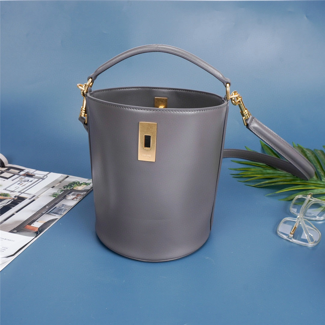 MOMO- high quality version 197573CR4-10AN TEEN BUCKET calfskin item：B-B000J2805C